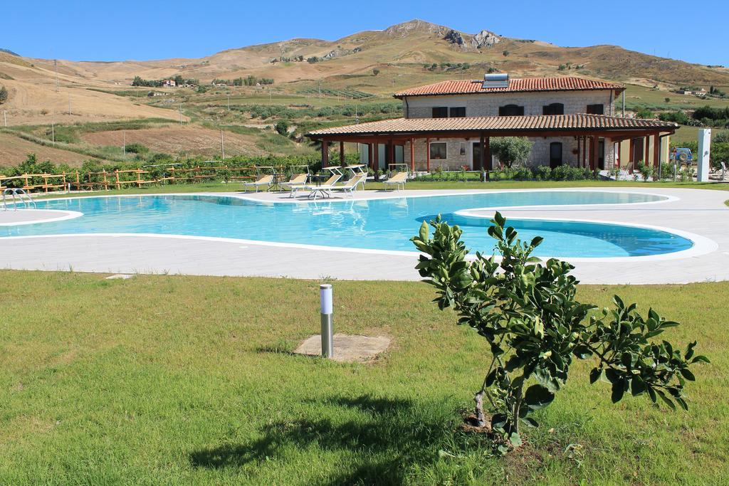 Tenuta Lanza Il Mulino Acquaviva Platani ภายนอก รูปภาพ