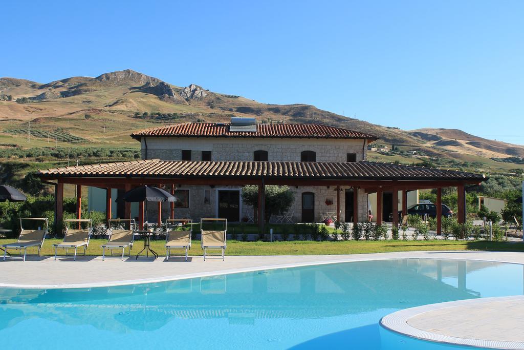 Tenuta Lanza Il Mulino Acquaviva Platani ภายนอก รูปภาพ