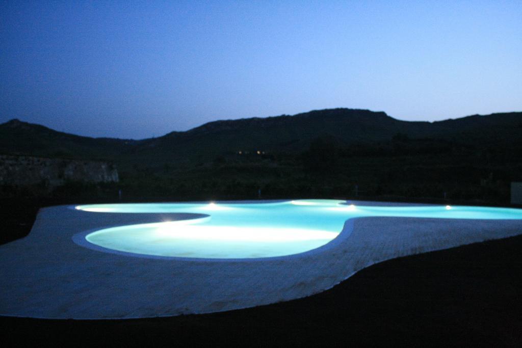 Tenuta Lanza Il Mulino Acquaviva Platani ภายนอก รูปภาพ