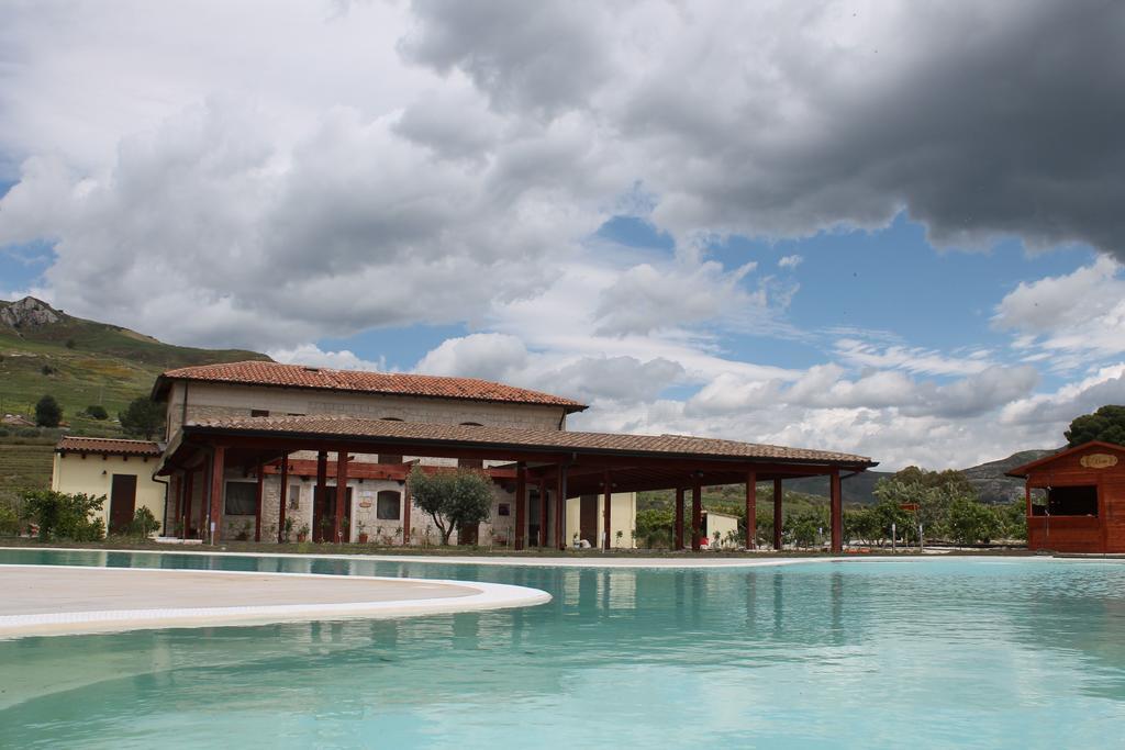 Tenuta Lanza Il Mulino Acquaviva Platani ภายนอก รูปภาพ