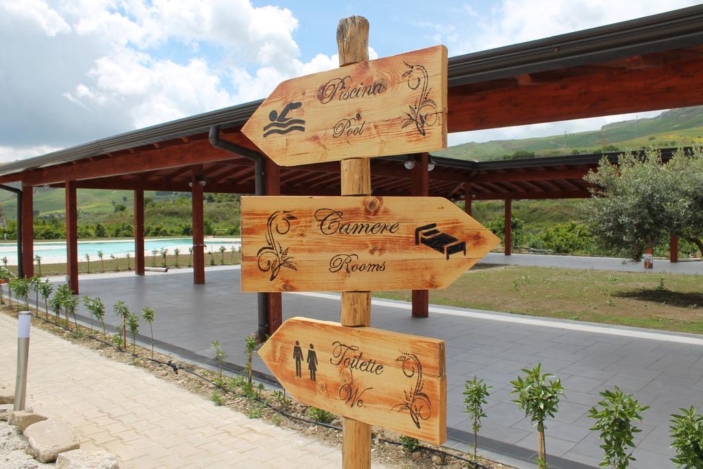 Tenuta Lanza Il Mulino Acquaviva Platani ภายนอก รูปภาพ