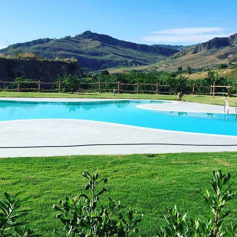 Tenuta Lanza Il Mulino Acquaviva Platani ภายนอก รูปภาพ