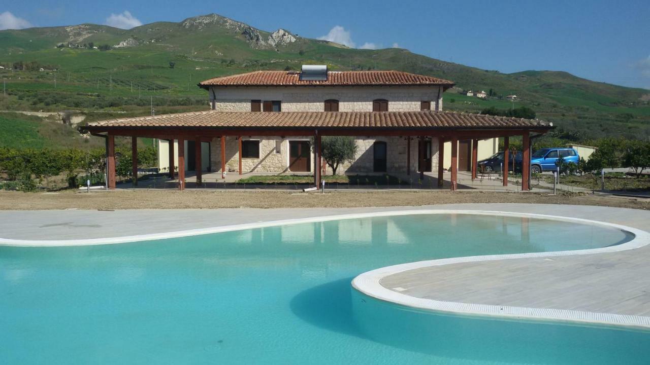 Tenuta Lanza Il Mulino Acquaviva Platani ภายนอก รูปภาพ